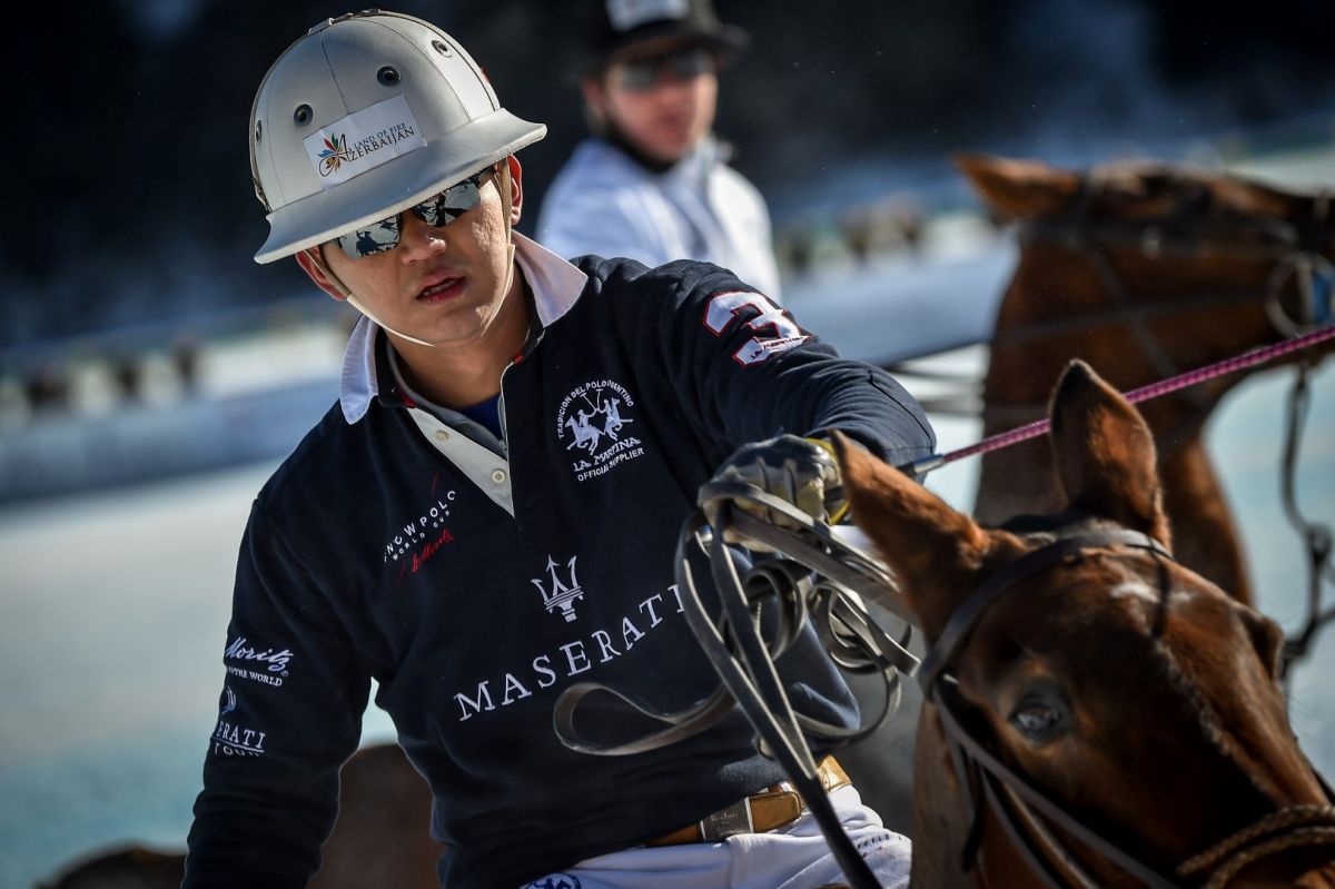 695440407TP089 Maserati Pol