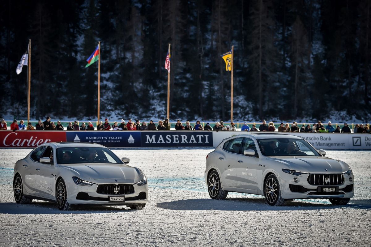 695440407TP104 Maserati Pol